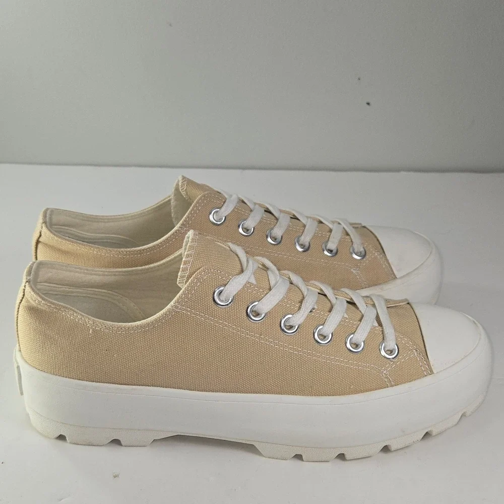 SINCERELY JULES Womens Tan Canvas Platform Sneakers Size 9M